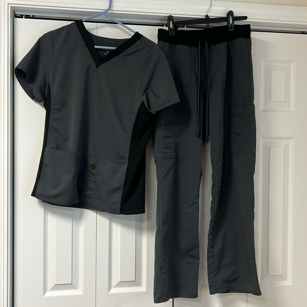 Gray Scrub Star set